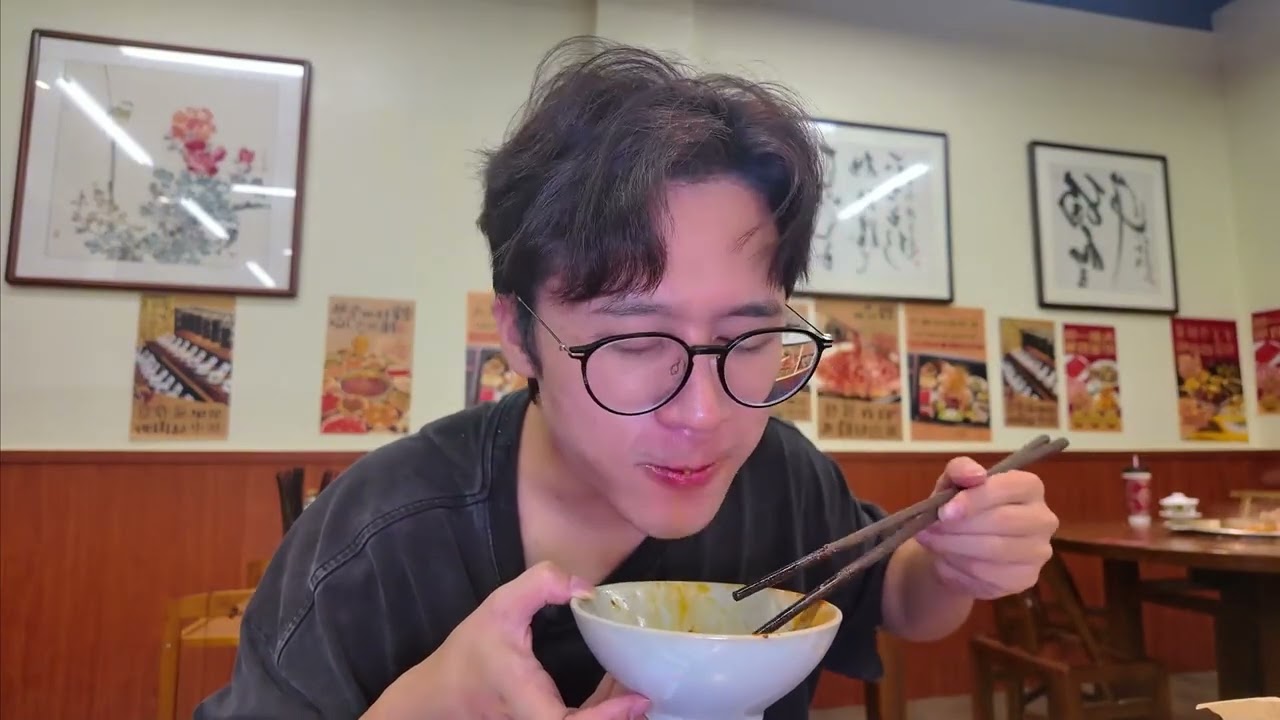 Eating hotpot with Nanyi