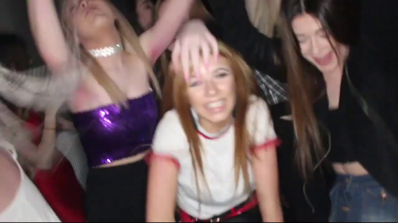 Teen Scene - How Tha Teens Stole Christmas: Part 1
