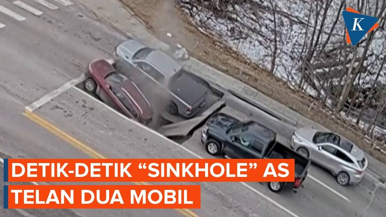 Detik-detik “Sinkhole” di AS Telan Dua Mobil di Lampu Merah