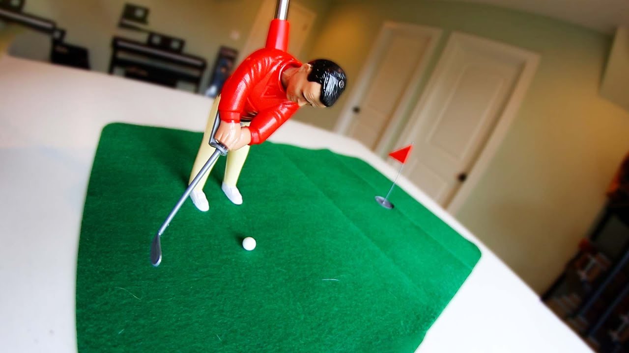 WEIRDEST MINI GOLF TOY EVER!