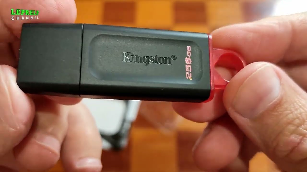 Обзор распаковка тесты флешки Kingston 256Gb USB3.2 Gen1_из MOYO