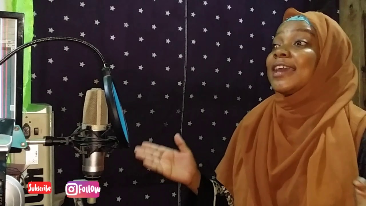 Muone ukht Rauhiya na Amran wakiwa studio wakiandaa kazi |usiondoke   ya SHIRKO