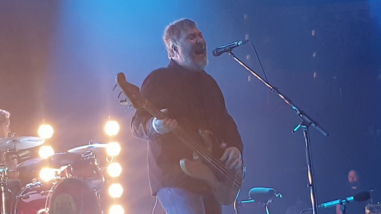 Doves/ Black and White Town