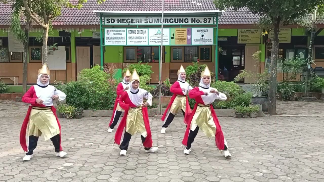 TARI SDN SUMURGUNG KEC.  PALANG