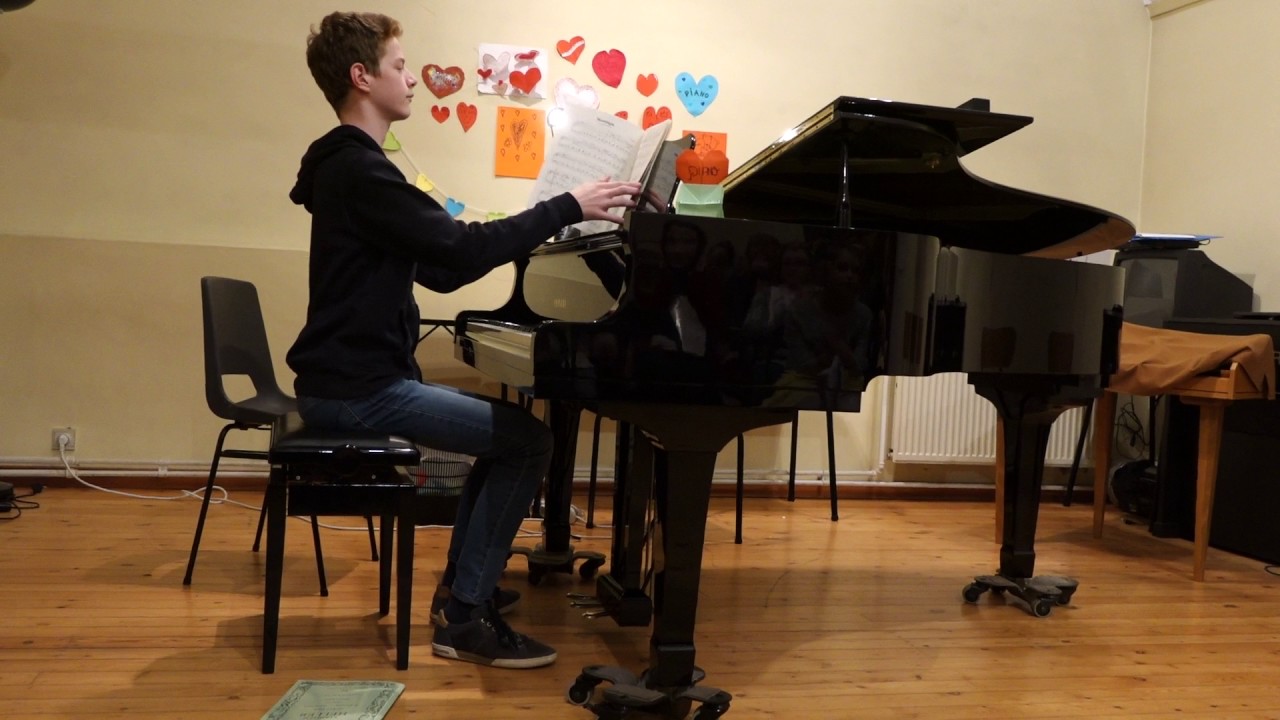 Stephen Heller studie Op. 46 en hoofdthema Daens, van Dirk Bross&eacute;