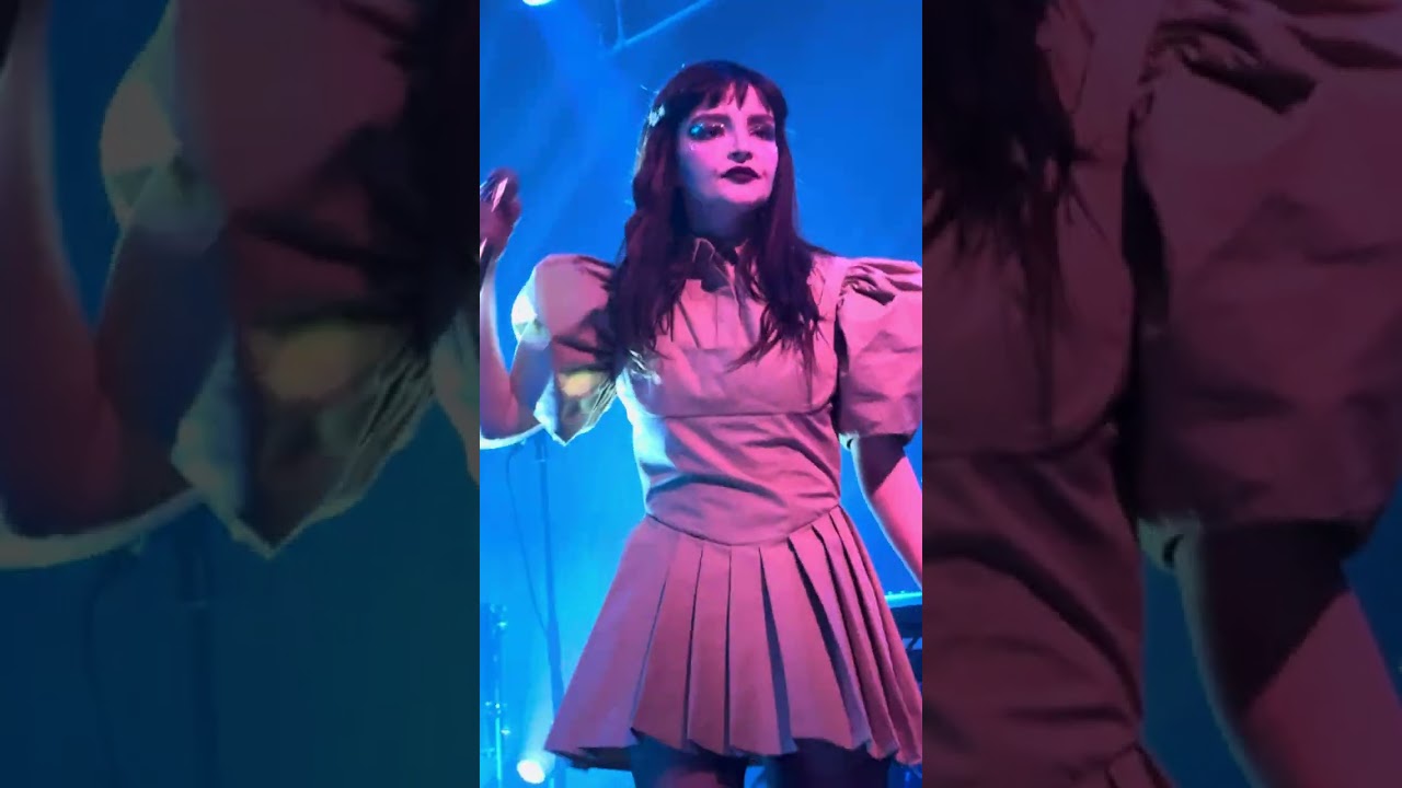 Lauren Mayberry - Bitter Sweet Symphony