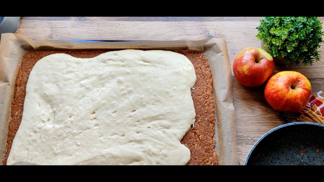 Szybka rolada z jabłkami🍎 – proste i aromatyczne ciasto w 30 minut