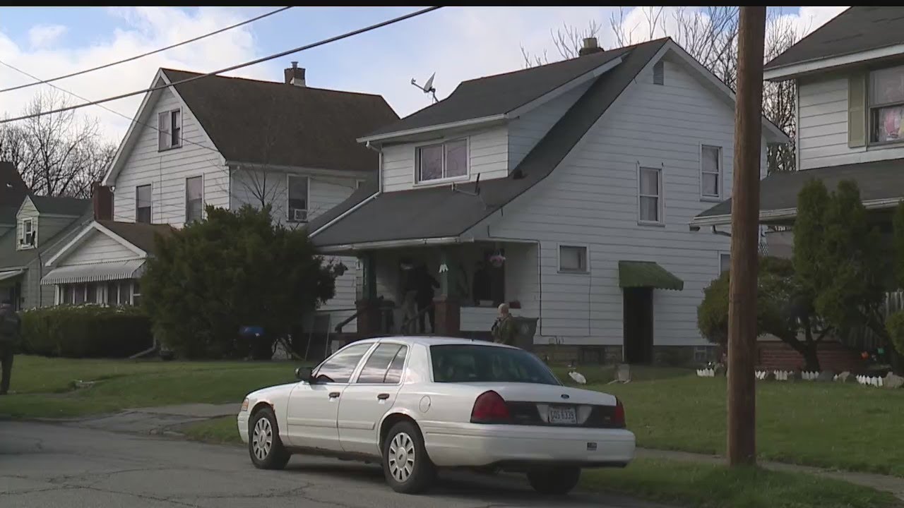Guns, suspected fentanyl and cocaine seized in Youngstown raid
