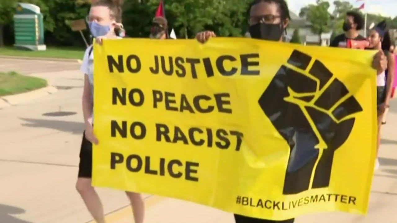 Rev. W.J. Rideout arrested after protesting in Shelby Township