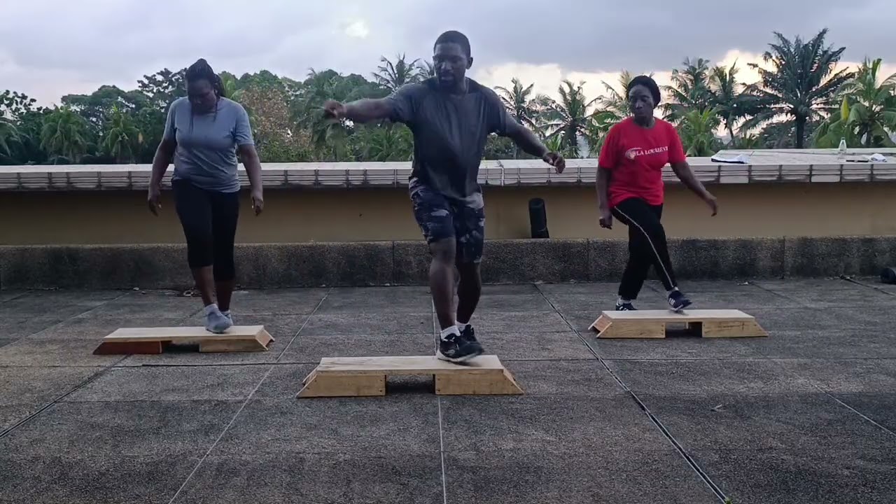 BEBI PHILIP - CHEVALIER DE DIEU (chorégraphie step #team #mde)