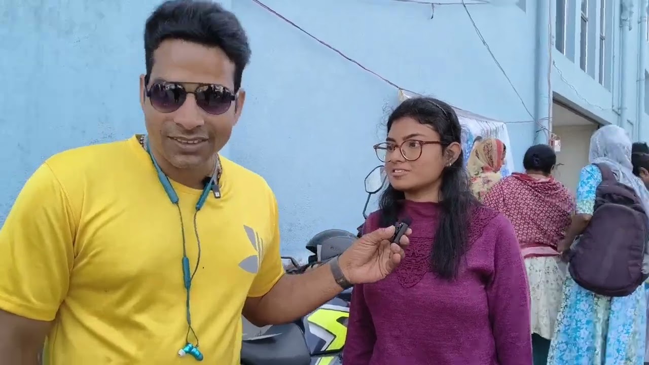 দুর্গাপুর ভগৎ সিং স্টেডিয়ামে চলছে দুয়ারে সরকার ক্যাম্প ।