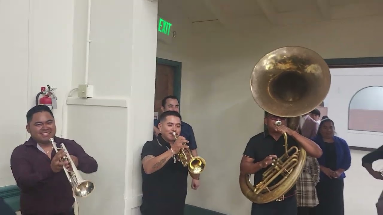 Baile de la botella en SANTA BARBARA, CA. Boda de Antonio y Adriana...