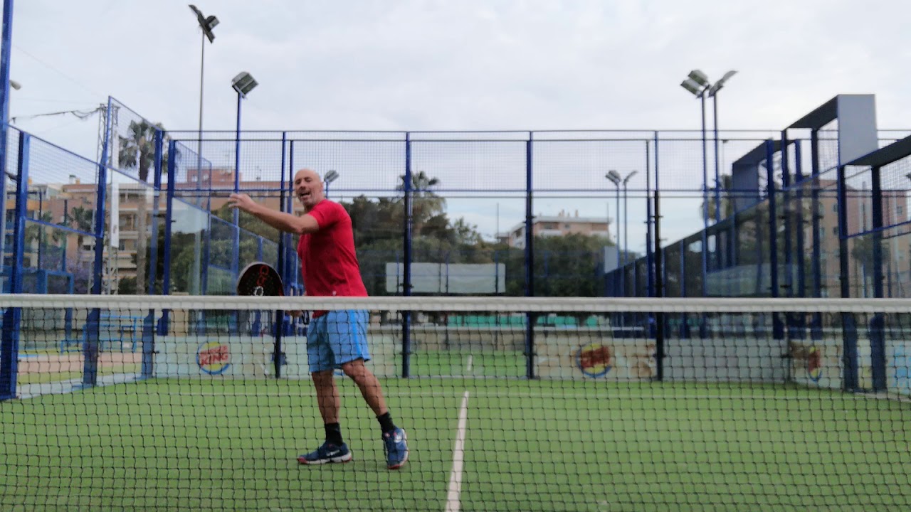 Padel. Entrenamiento 1 contra 1. Cruzado y Paralelo.