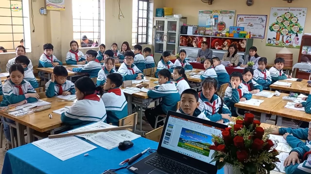 HOẠT ĐỘNG TRẢI NGHIỆM LỚP 5 - HOẠT ĐỘNG GIÁO DỤC THEO CHỦ ĐỀ: THAM GIA HOẠT ĐỘNG XÃ HỘI