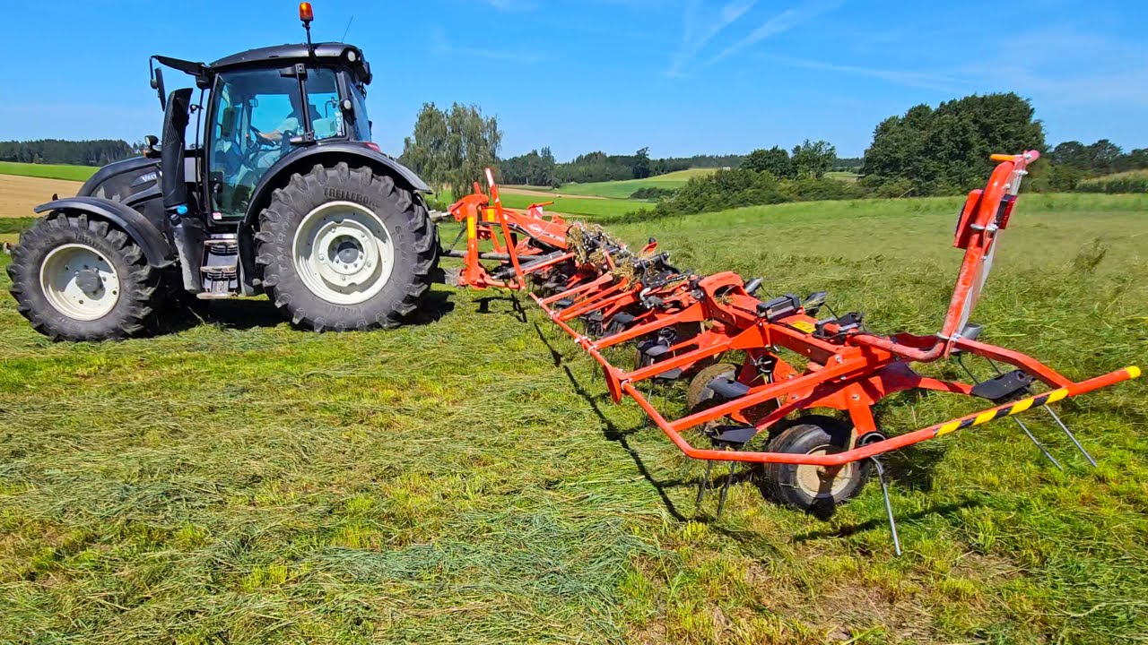 Valtra N 174 mit 13 Meter Kreiselheuer | Weltgr&ouml;&szlig;ter Dreipunkt von Kuhn GF 13003 im Test 2023 !