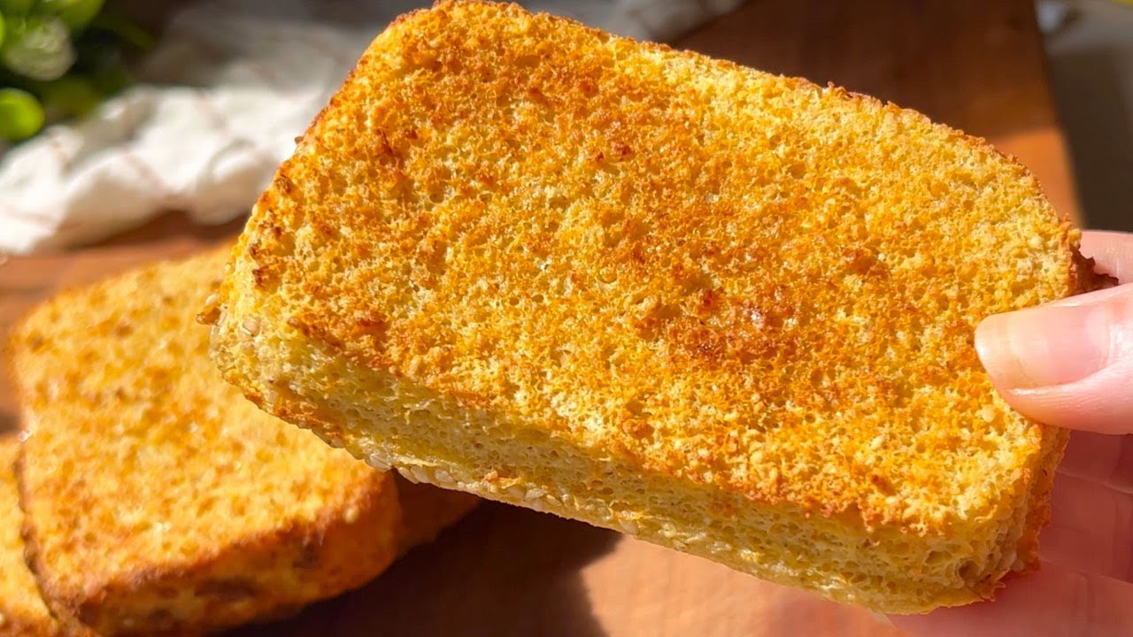 Pain Sans Gluten RAPIDE 🍞 Moelleux et L&eacute;ger | Riche en Prot&eacute;ines