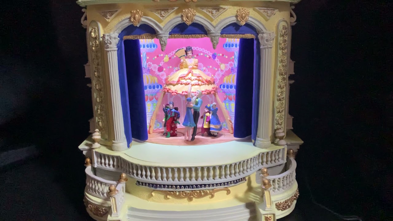 Mr Christmas  NUTCRACKER BALLET