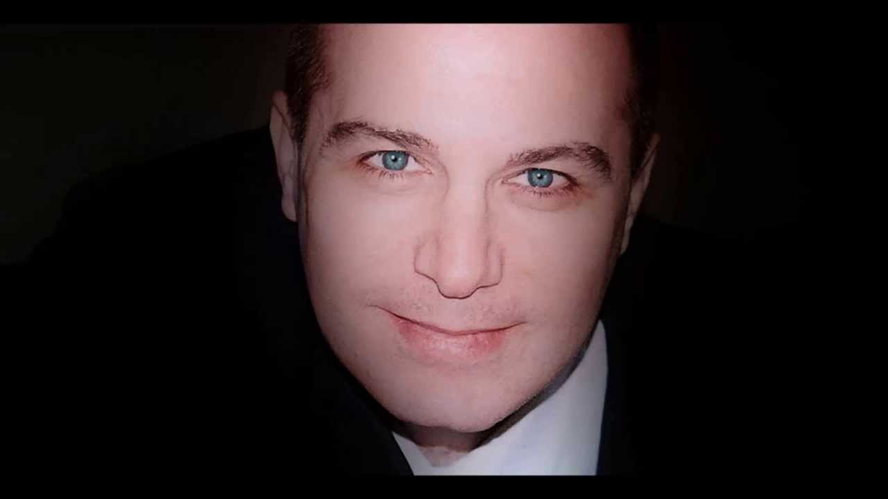 LEONIDAS MIKLOS Casta Diva... Ah! bello a me ritorna... NORMA - (Male Soprano)