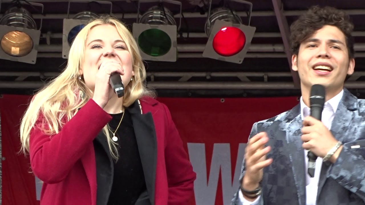 Laura van den Elzen & Mark Hoffmann Live @Gelsenkirchen – Intro / Ich sterb für Dich