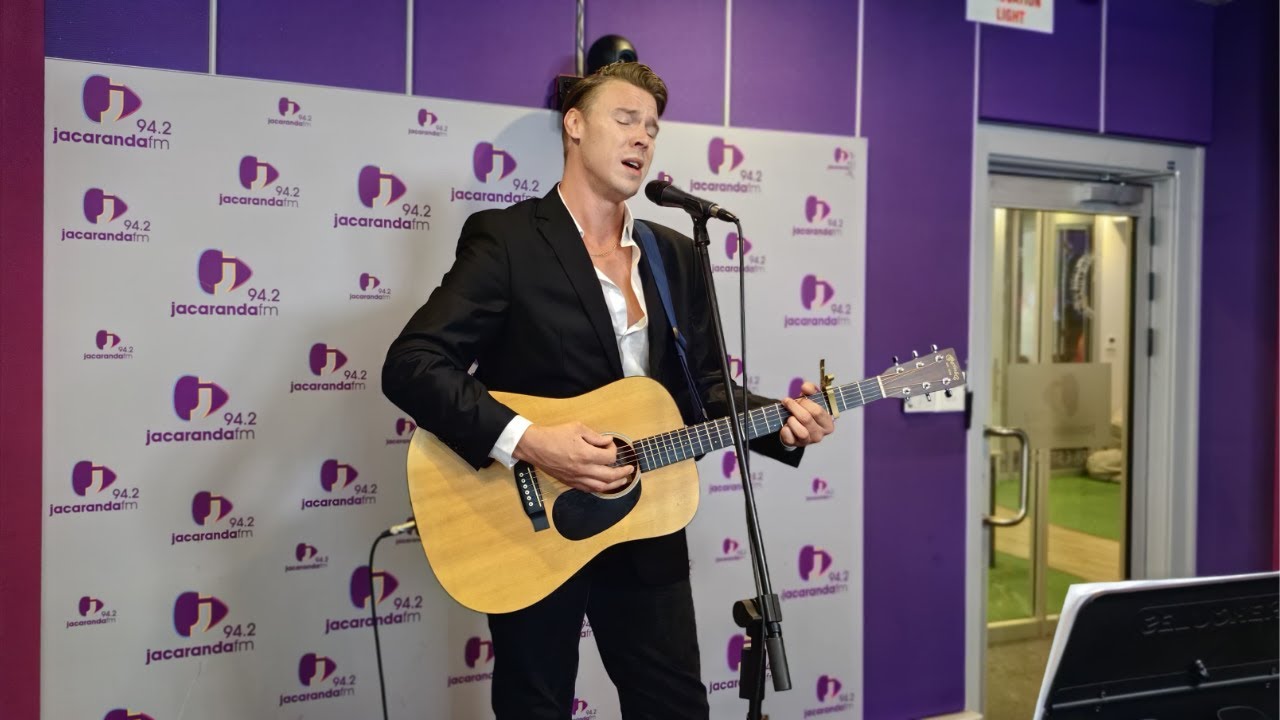 Elandré ends 2024 with 'I Will Always Love You' performance