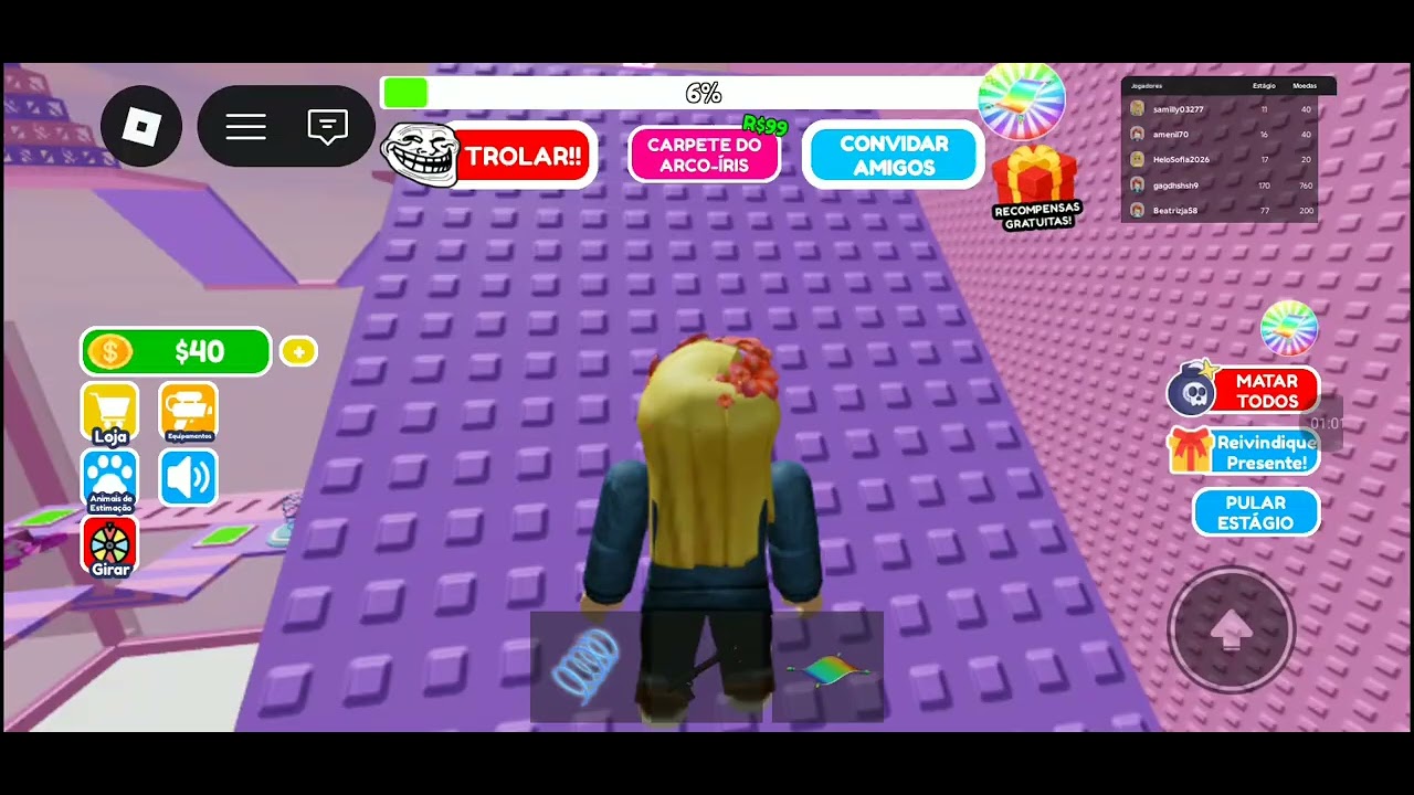 Jogando Roblox 