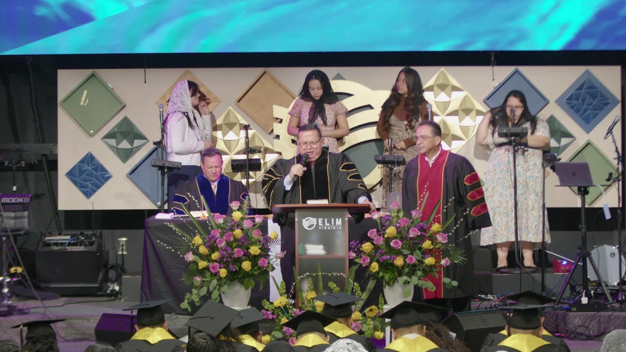Graduación California Christian University, extensión ElimVA