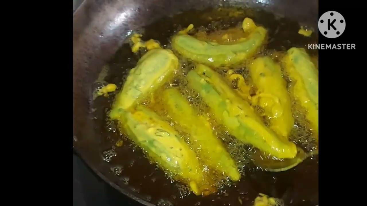 Mirchi pakoda yummy 😋 😍 😜 😊 💕