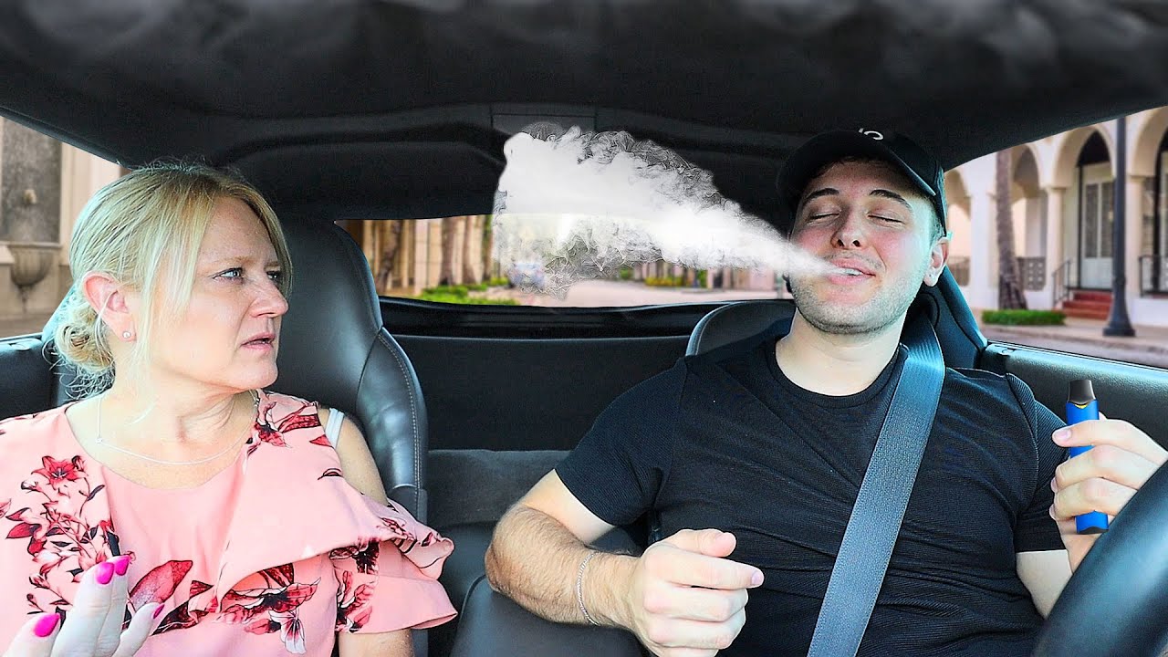 VAPE PRANK ON MY MOM!! *GONE WRONG*