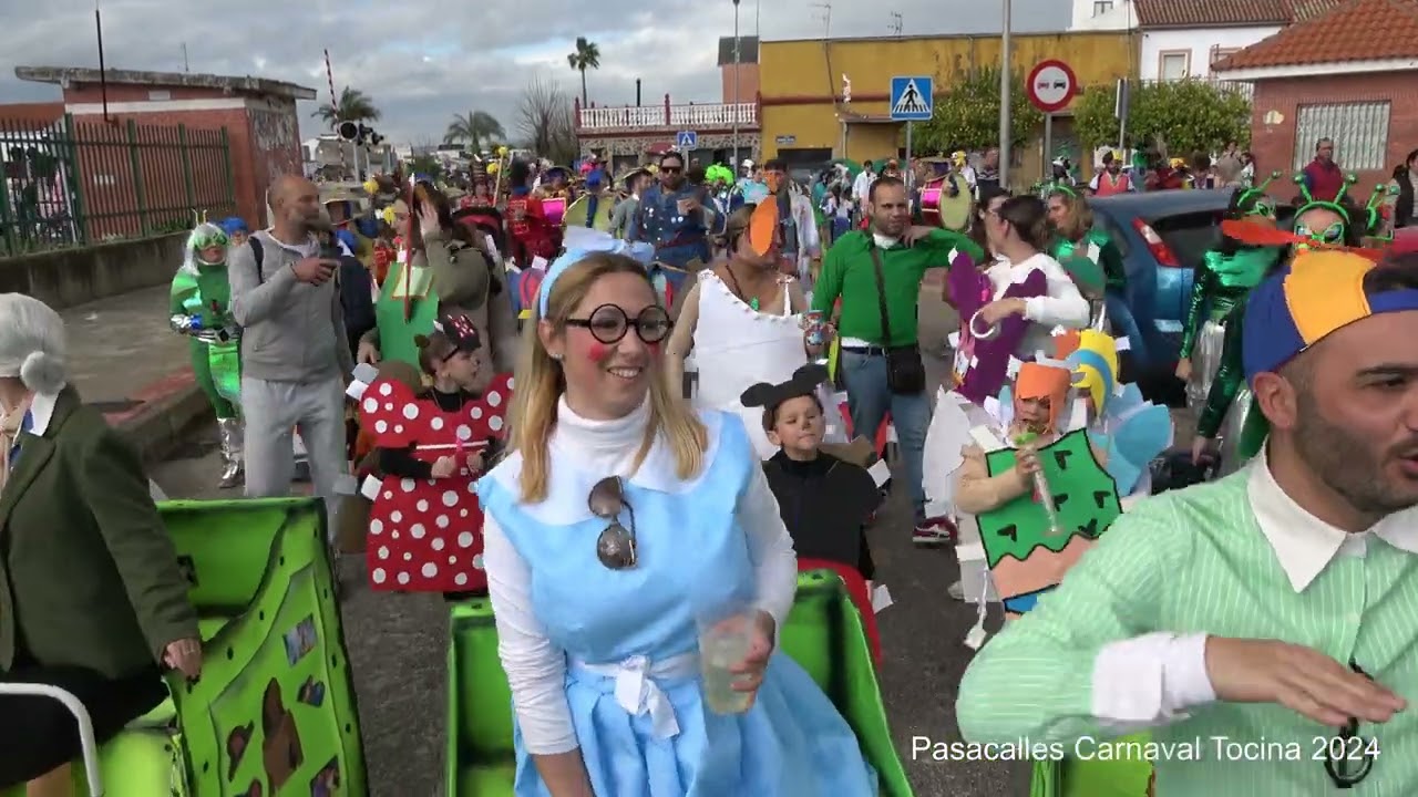 Pasacalles del Carnaval de Tocina 2024