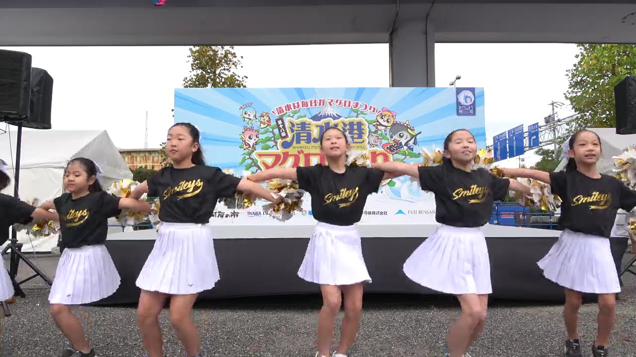 スマイリーズ チアリーディング