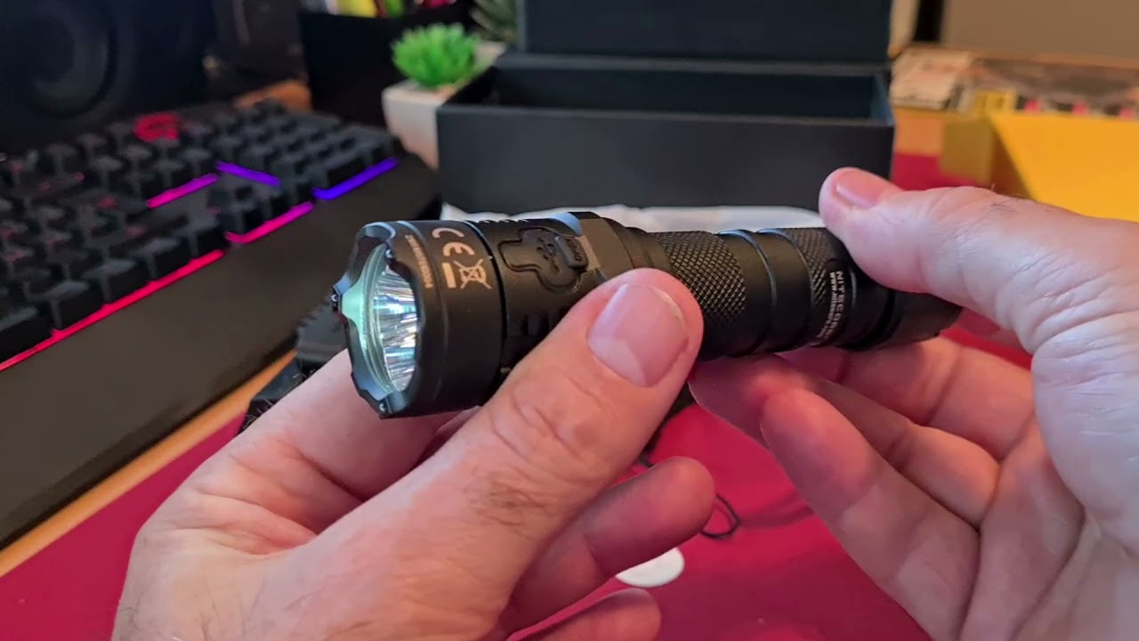 NITECORE P20iX
