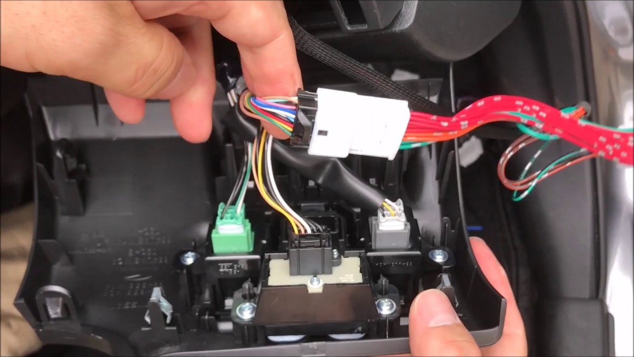 日産 ノート専用DBA- HE12 E12 NE12 e-ＰＯＷＥＲ OBD2車速ロック+Pシフトでロック解除に+ドアミラー自動格納の三つの機能 取り付け方法 NOTE001