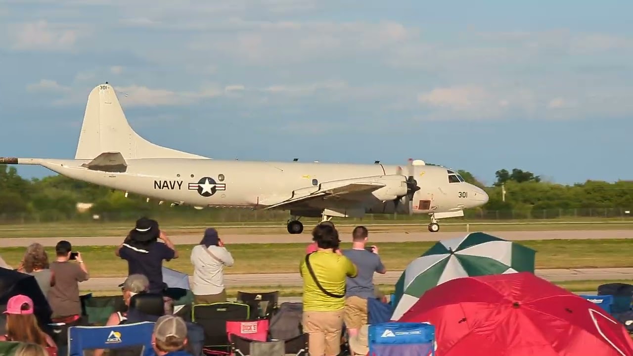 Lockheed P-3 Orion takeoff at EAA Oshkosh 2023