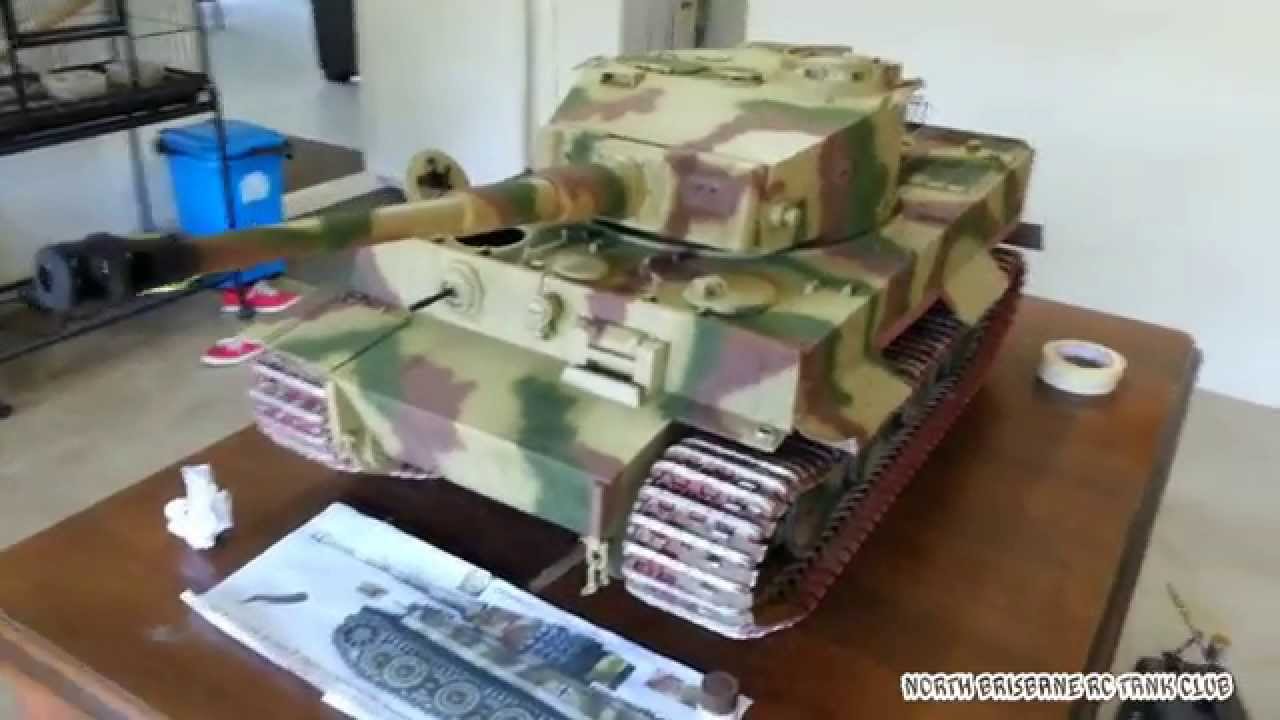Paul's 1/6 Mark1 Tiger gets a paint job!
