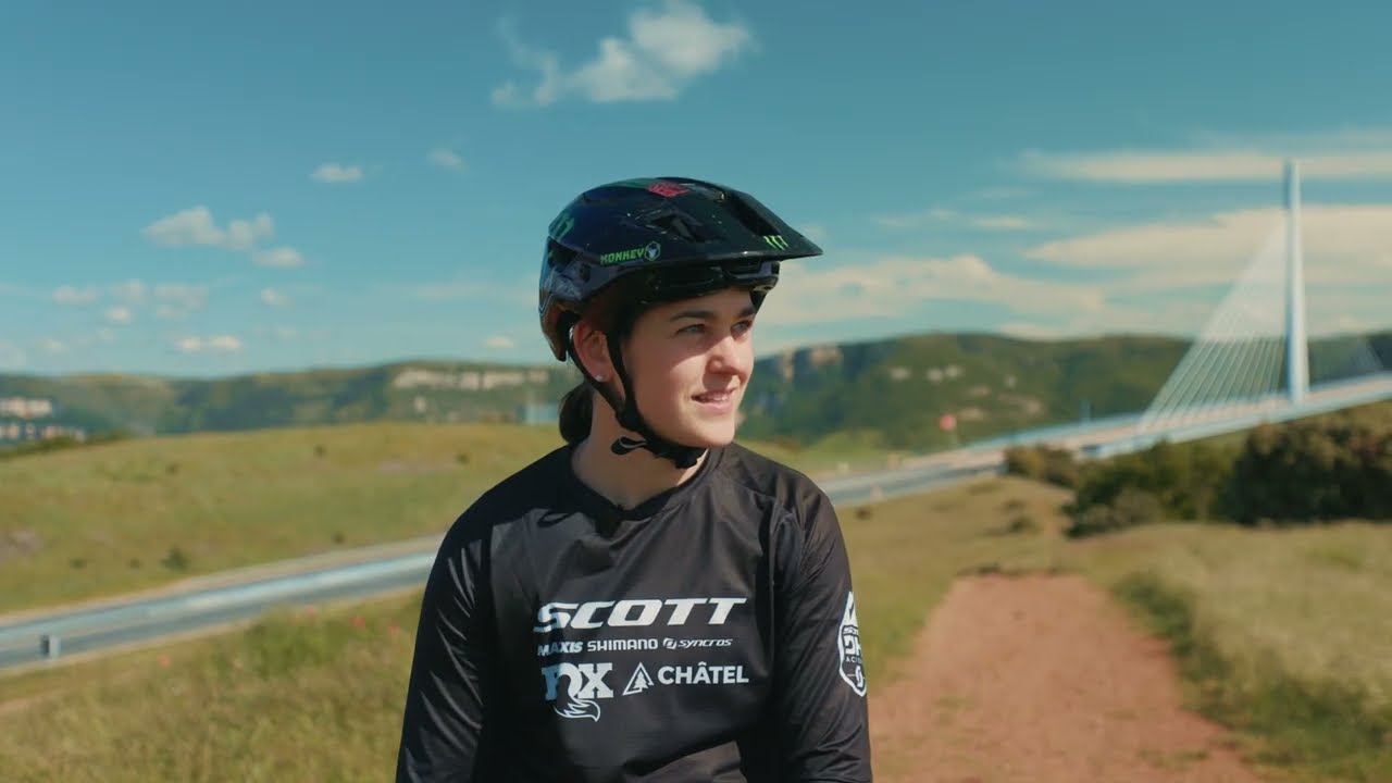 Lot Aveyron Loz&egrave;re : riders VTT passionn&eacute;s, venez explorer les sentiers et circuits cach&eacute;s.