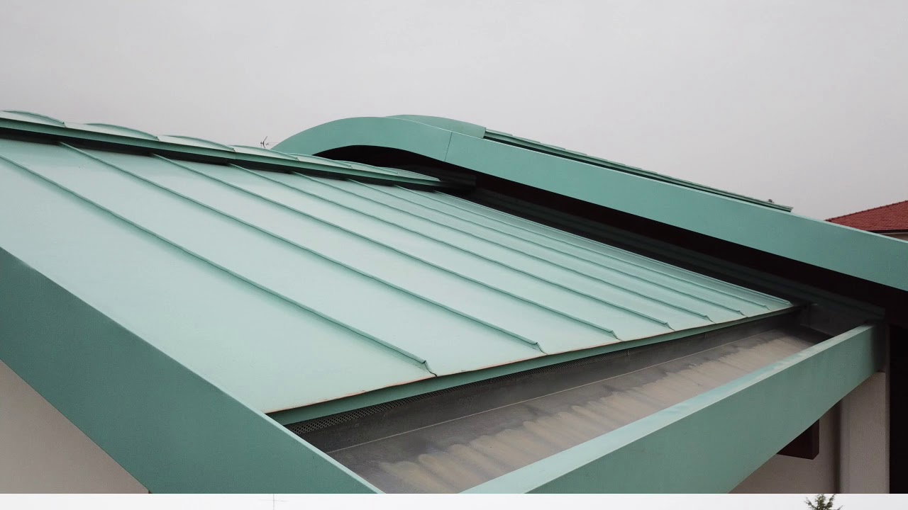 RIVESTIMENTO MANTO DI COPERTURA IN LASTRE AGGRAFFATE PREFA