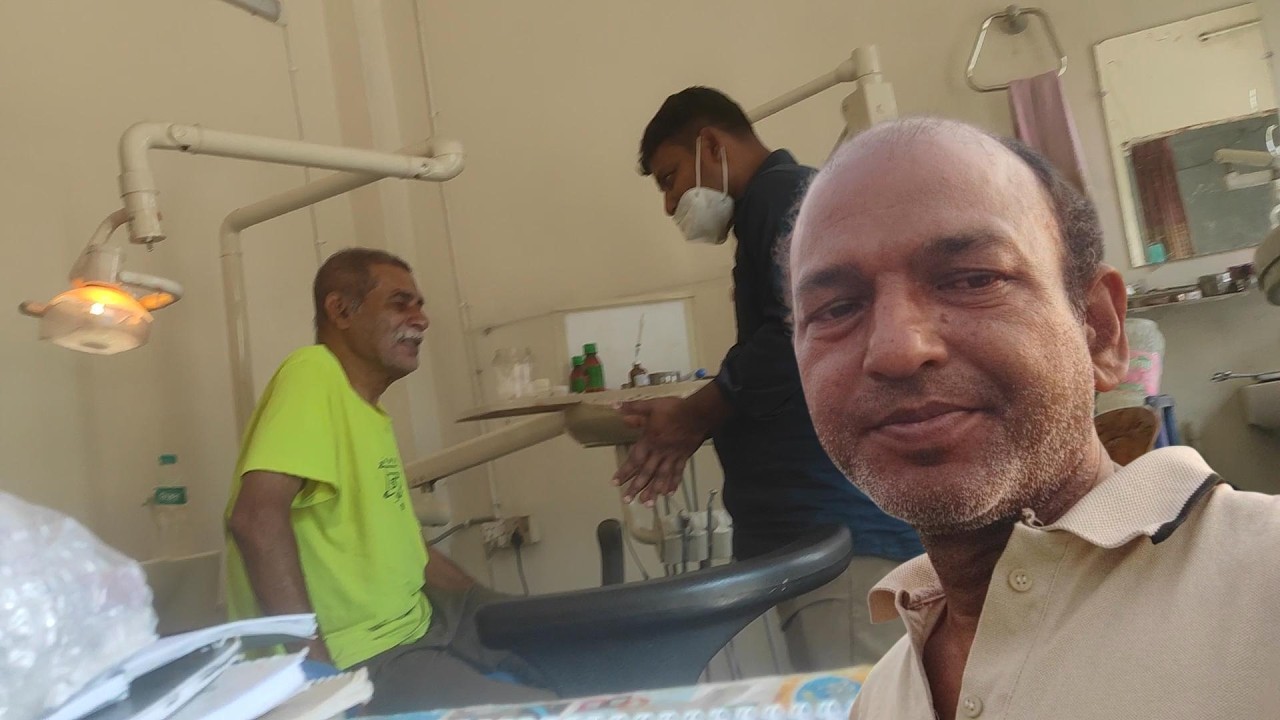 বড় ভাইকে আজ হঠাৎ করে ডাক্তারের কাছে নিতে হল