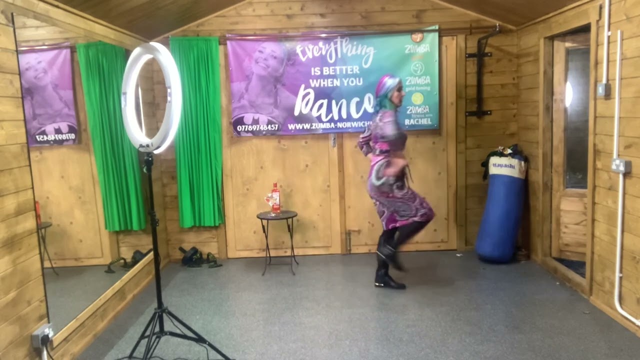 Zumba®️/Zumba®️ Gold Liquid Lunch - Caro Emerald