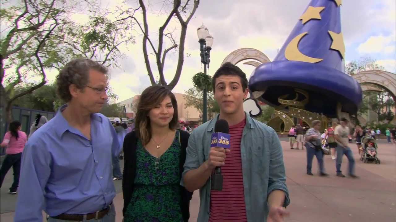 Disney 365 - Lemonade Mouth/ Kingdom Keepers 4 - Jared Hernandez/ Hayley Kiyoko/ Ridley Pearson