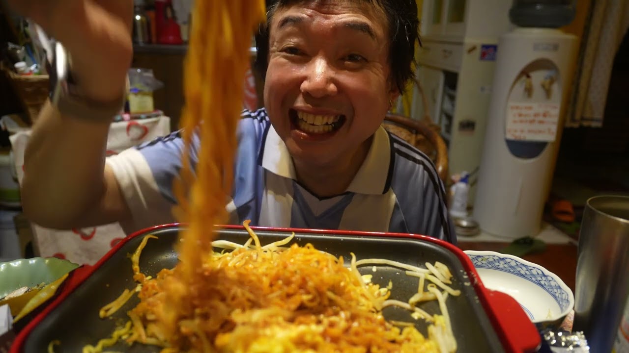 【ASMR Mukbang】CHEESY CARBO FIRE NOODLES☯︎カルボプルダック炒め麺【Tingles】