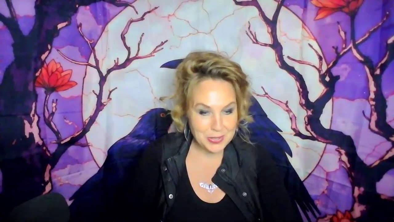 Taurus: (Specific for a Single Taurus) There is a King WISHING Taurus would open up to them NOW!