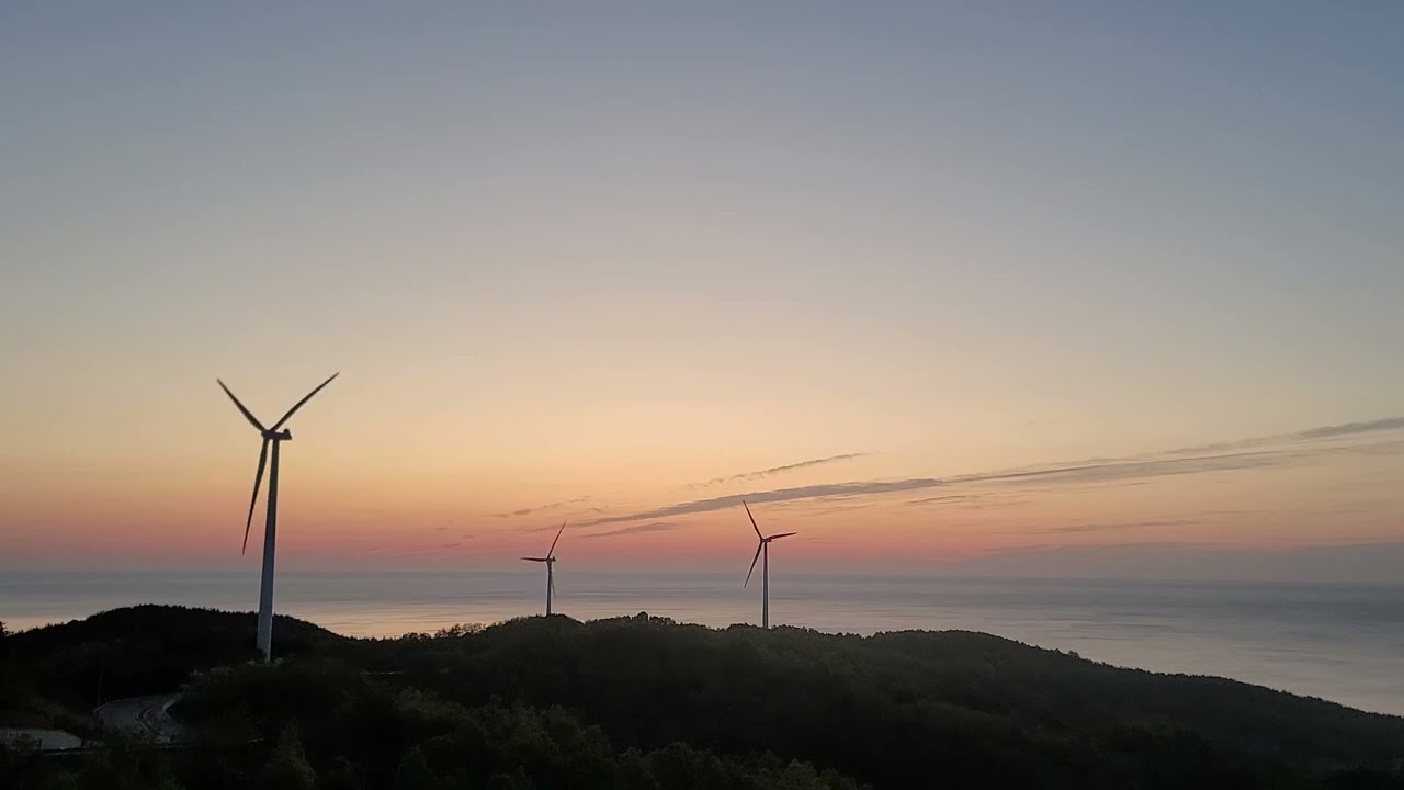 영덕풍력발전소 일출