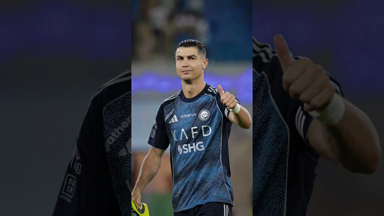 Cristiano Ronaldo Non Muslim picture Vs Islamic picture 