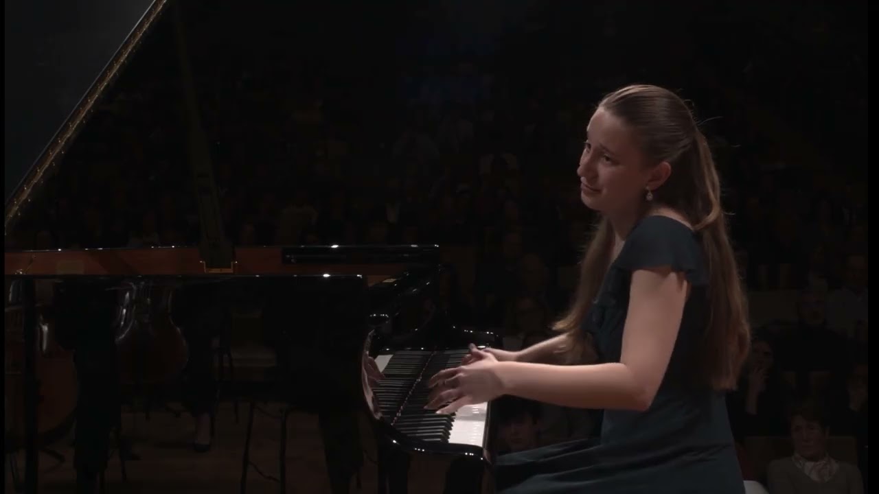 Chopin - Piano Concerto in E minor No.1, Op.11 (2nd mov)
