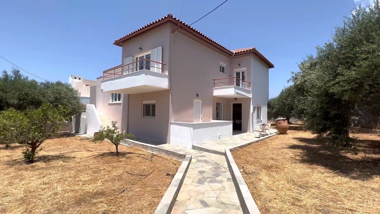 HKAV26 - 3-storey country house for sale, with garden and sea view. Kavousi