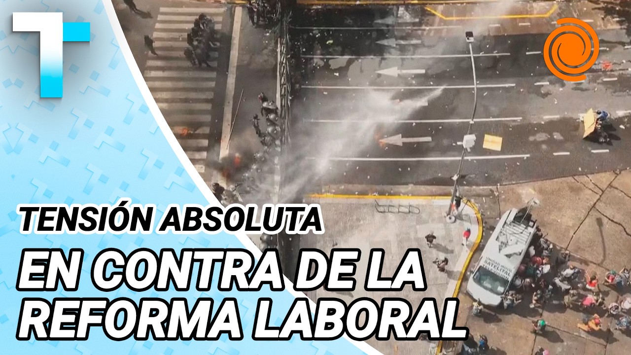 BOMBAS MOLOTOV, piedrazos y destrozos: im&aacute;genes de los incidentes frente al Congreso