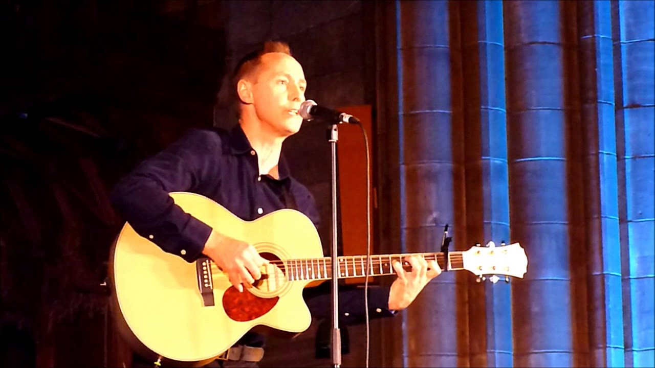 Roddy Frame - Live - Stray, Paisley Abbey 27-10-12