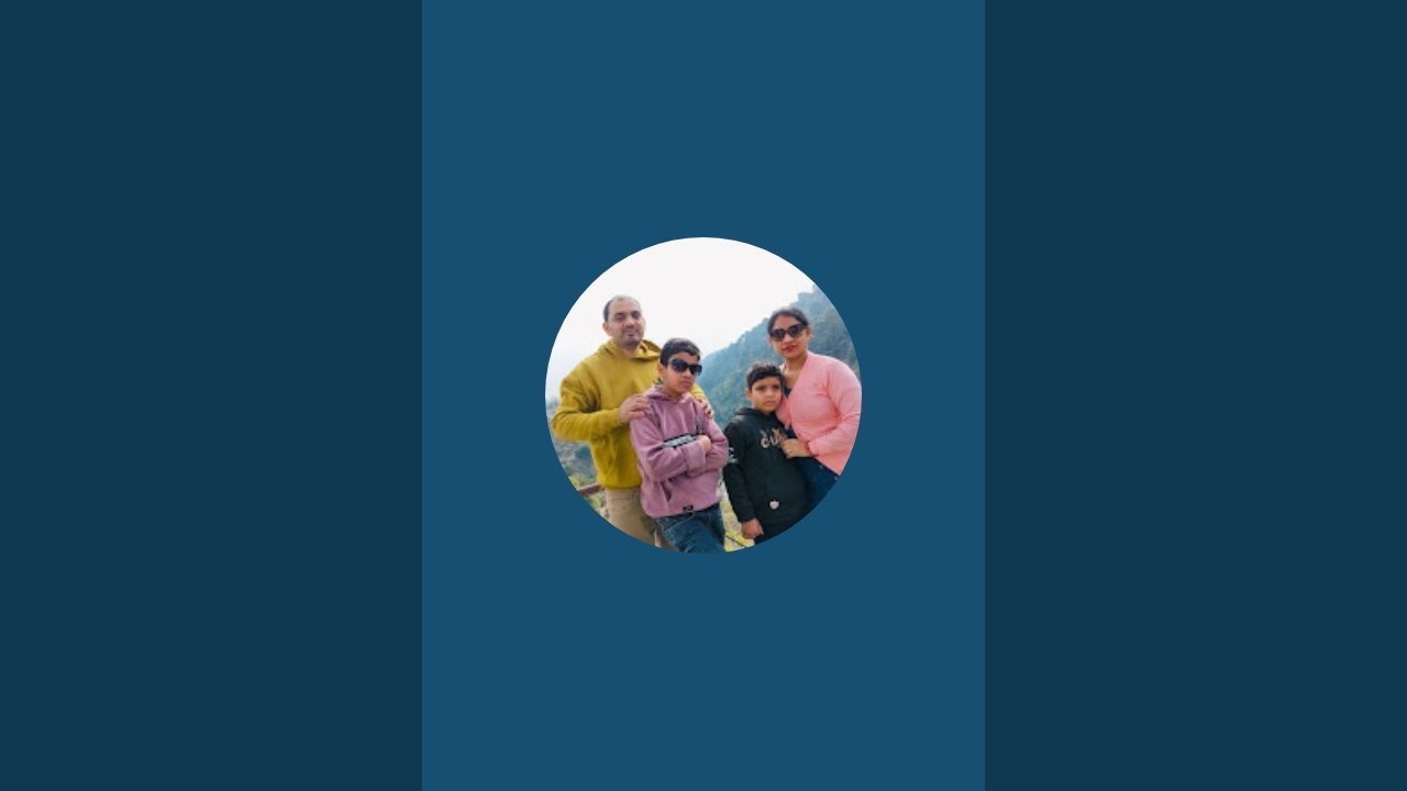 komal sharma  is live