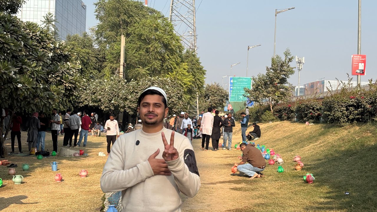 Friday Namaz in Gurgaon without Mosque 😟 | Jumma Ki Namaz Park Me 😞