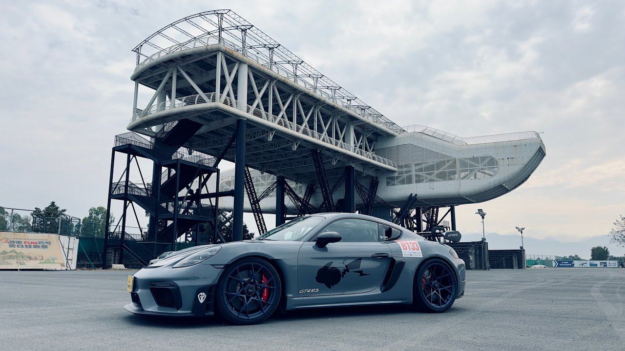 PIC大鵬灣賽車場重新開張搶先重溫舊夢（GT4RS VS 992GT3片段）